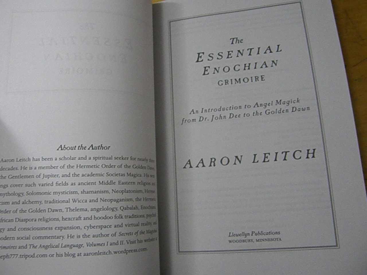 The Essential Enochian Grimoire – Aaron Leitch ANGEL MAGIC WITCHCRAFT JOHN DEE