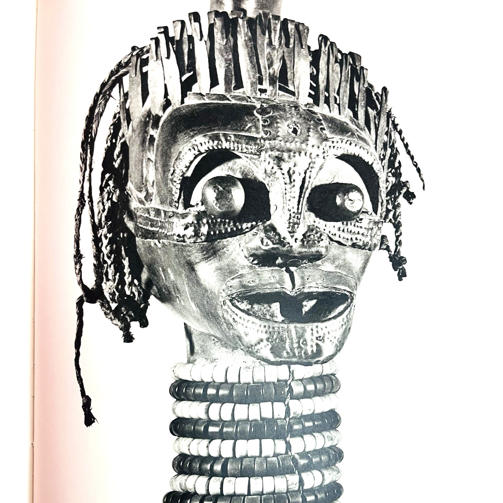 Vintage The Sculptures of Africa Book Hardcover Signed by Eliot Elisofon 1958