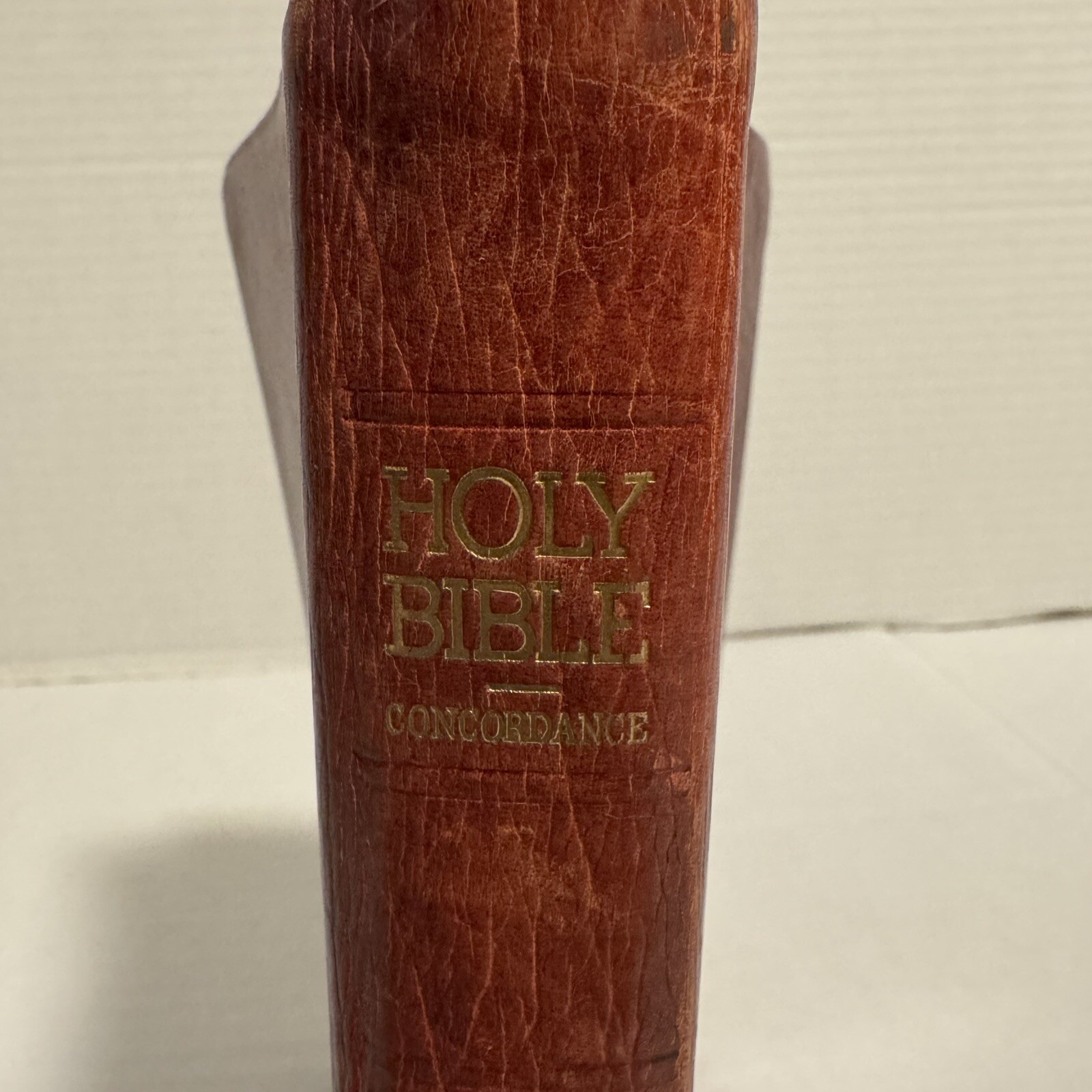 Holy Bible Concordance Red Leather Eyre & Spottiswoode Zondervan vintage