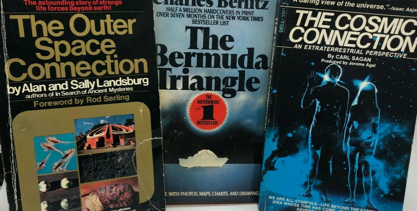 3 Alien and Bermuda Triangle book lot Cosmic Outer Space Connection Carl Sagan