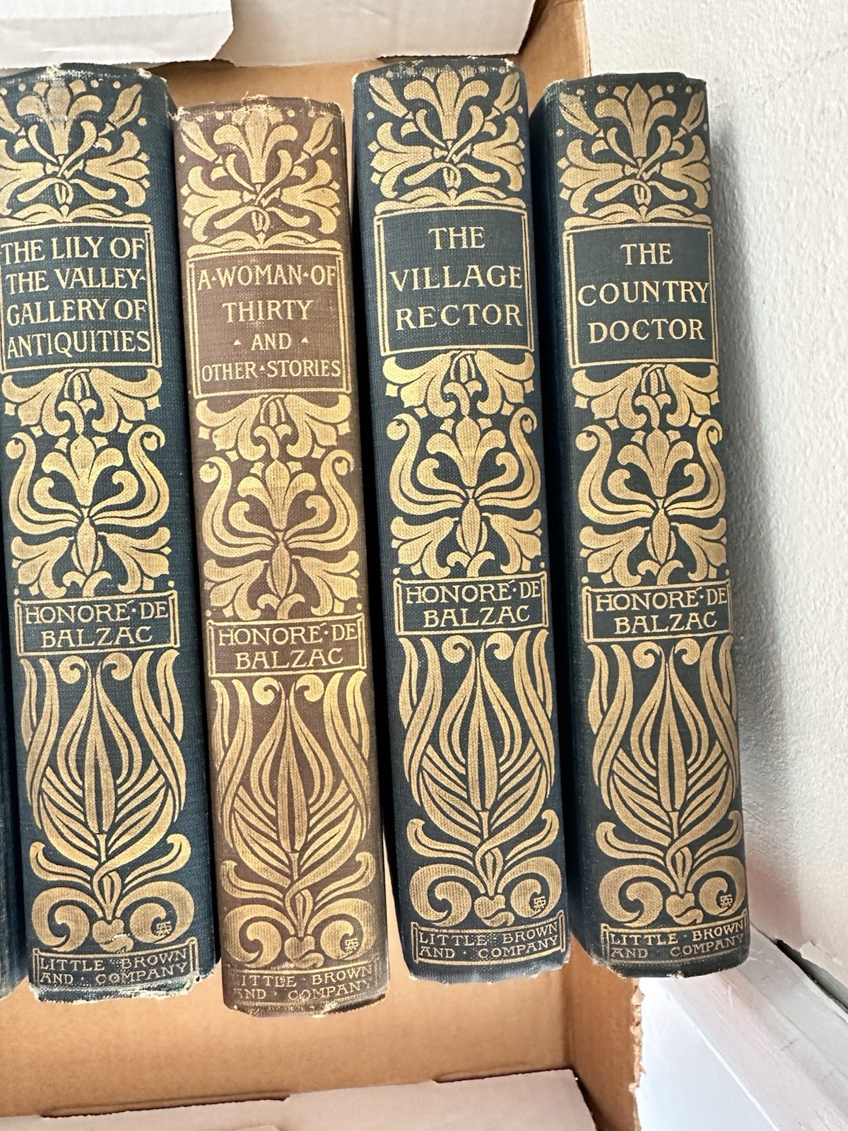 Honoré de Balzac Little Brown Decorative Gilt Hardcover Book Lot 7 Volumes