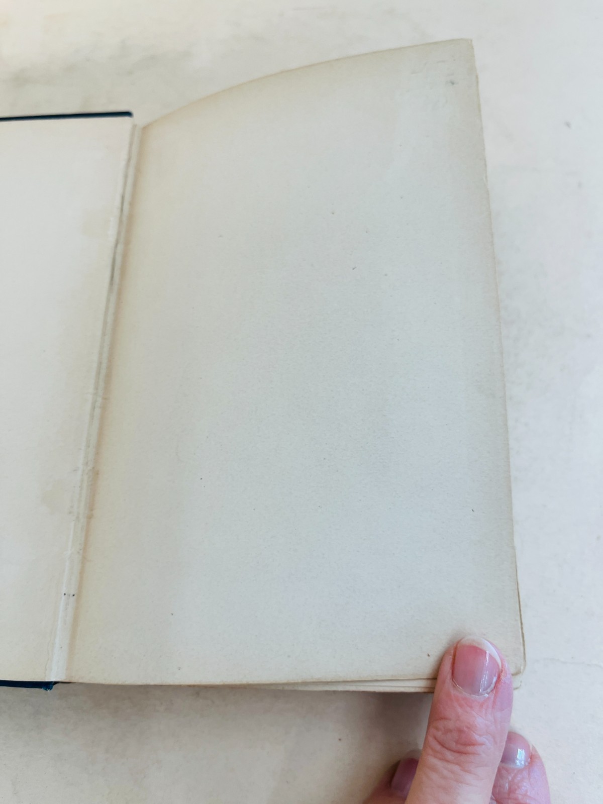 Modern Ghosts, Various Authors / G. W. Curtis, 1890, Harper & Brothers