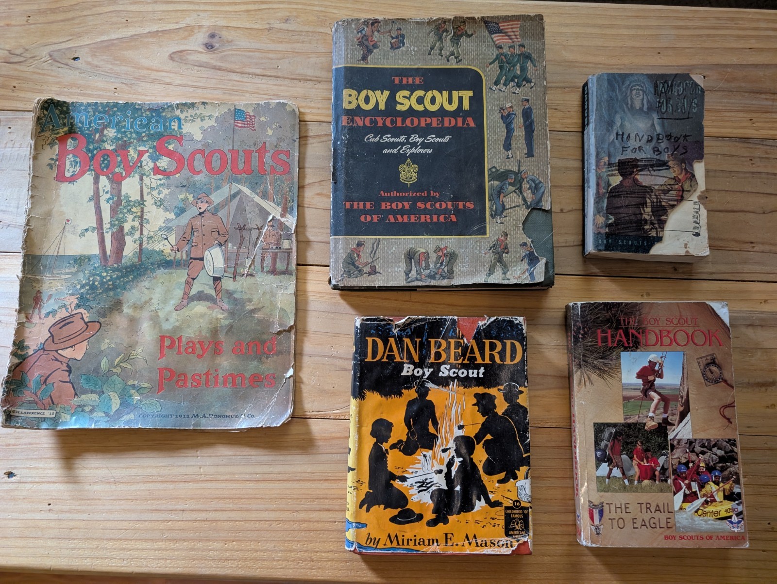 Lot of 5 Vintage boy Scout Books, Magazine, Encyclopedia and handbooks