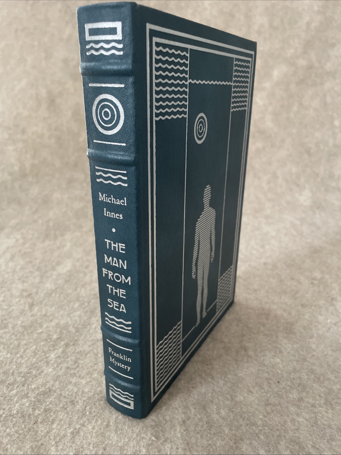 Franklin Mystery Library The Man from the Sea by Michael Innes w/ribbon MINT RE