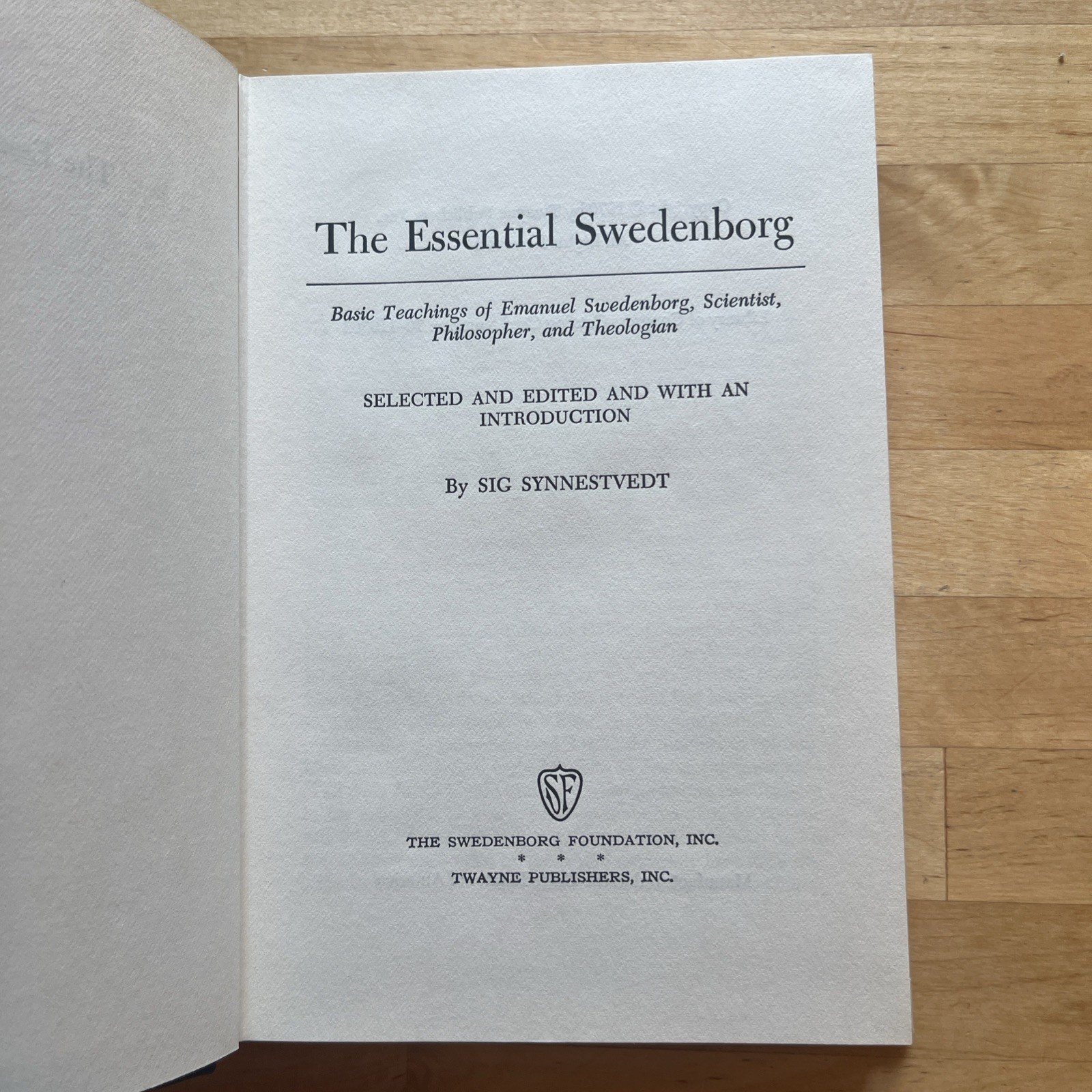 Sig Synnestvedt / THE ESSENTIAL SWEDENBORG 1st Edition 1970