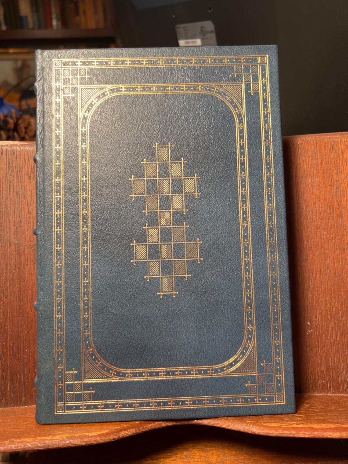 HTF Signed Fine Leather Decorated Mary Lee Settle Celebration 1st Edition Gift !