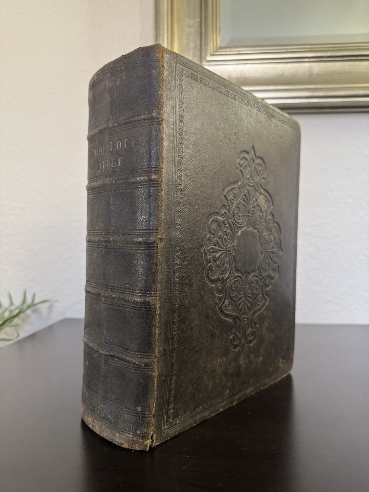 Welsh-English Duoglott King James Bible, Mid-1800s