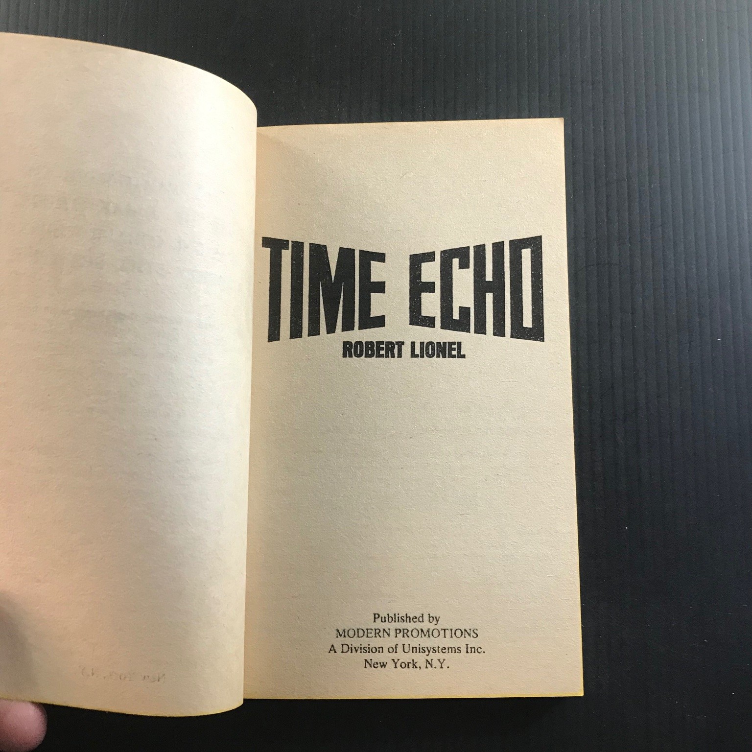 Time Echo Robert Lionel 1st Paperback 1964 Science Fiction Pulp Art