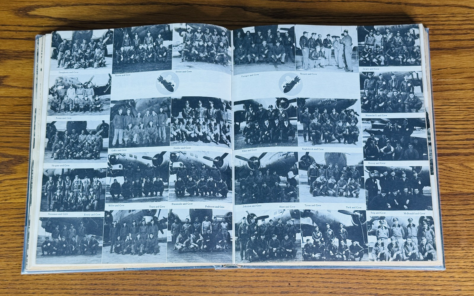 THE STORY OF THE 390th BOMBARDMENT GROUP VTG 1947 MILITARY WAR BOOK w PROVENANCE