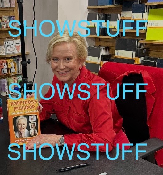 EVE PLUMB SIGNED HAPPINESS INCLUDED BOOK +PHOTO 4/28/26 NYC THE BRADY BUNCH JAN