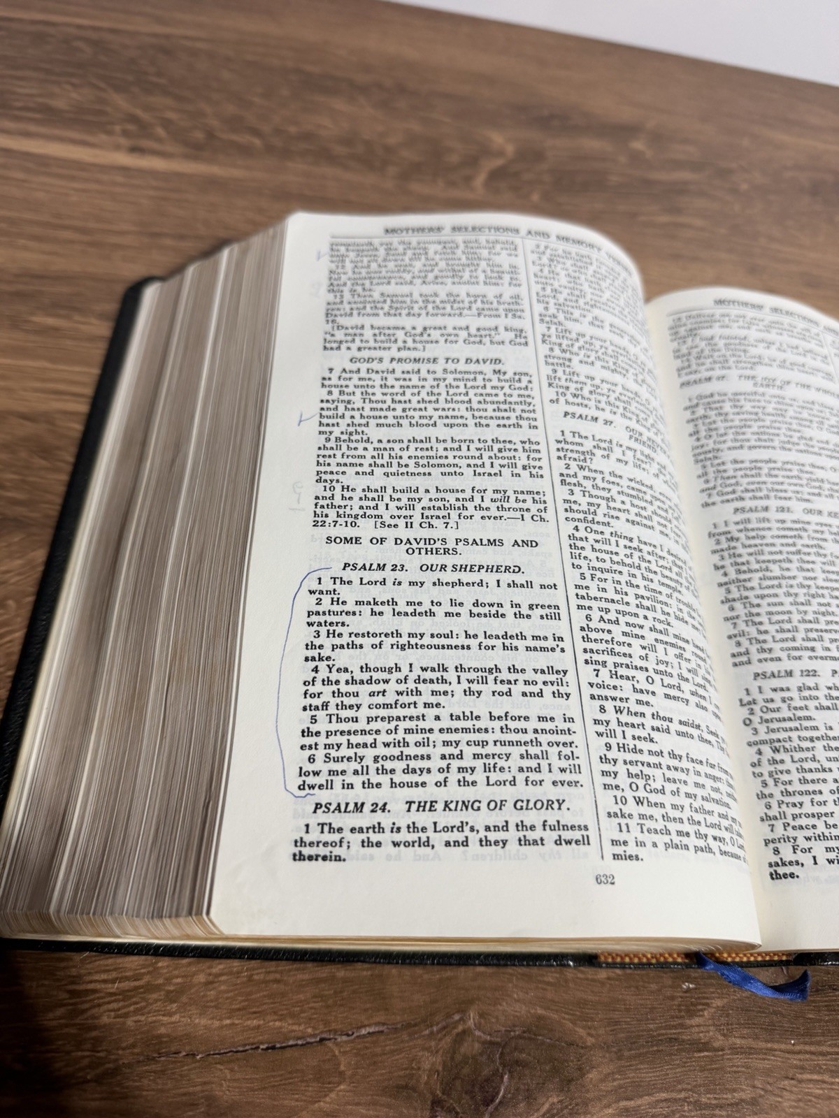 The System Bible Study 1960 Black Morocco Leather Enlarged Edition Maps
