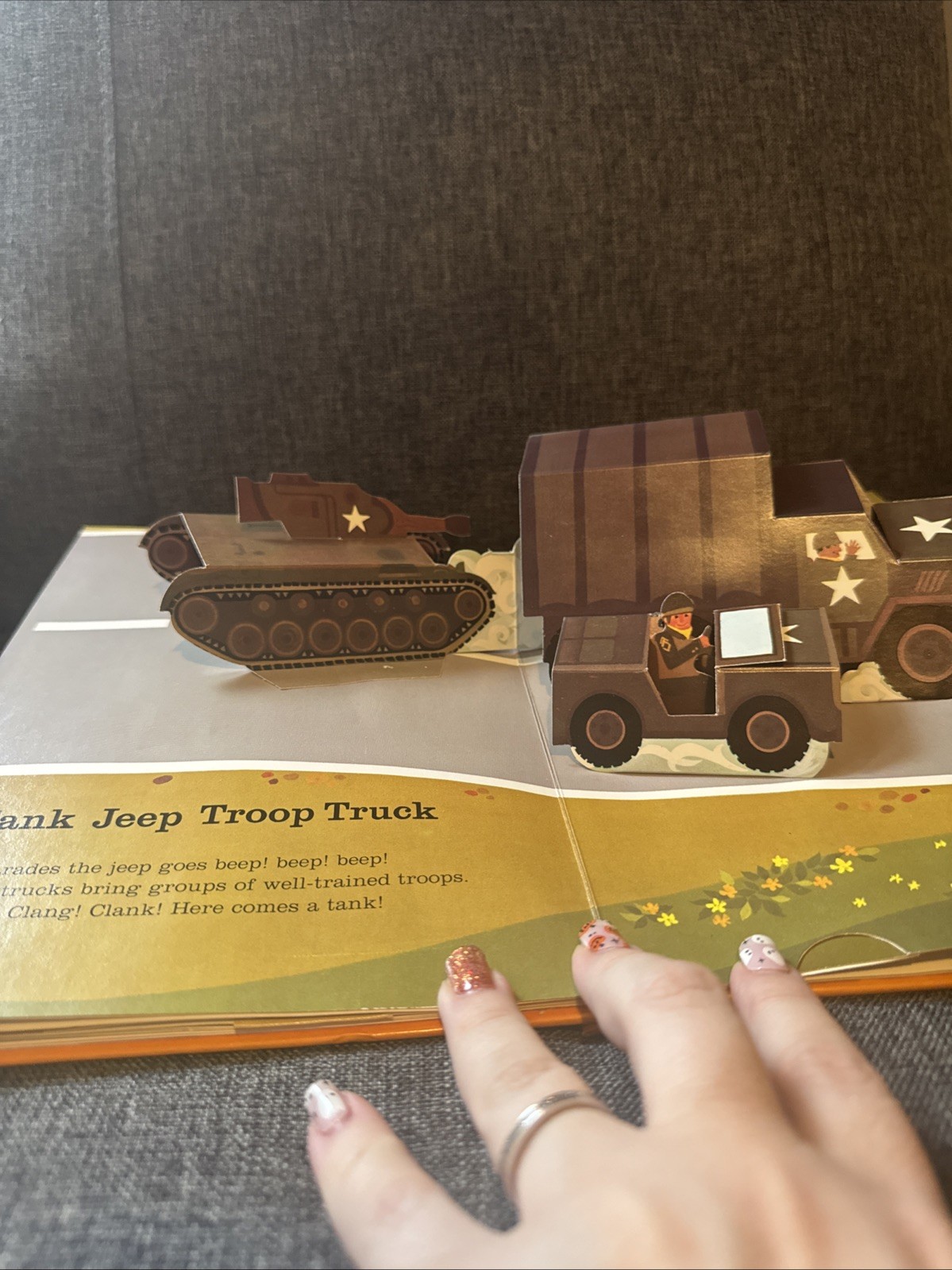 Wheels That Work a Hallmark Pop-Up Book by Dean Walley Excellent Condition