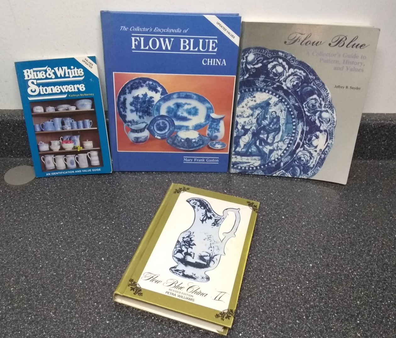 Blue & White Stoneware Value Guide Kathryn McNerney- Blue China Guide