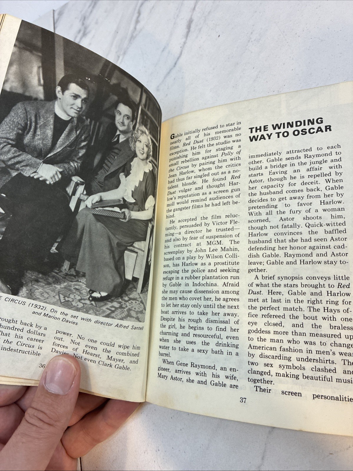 CLARK GABLE – Paperback by Rene Jordan