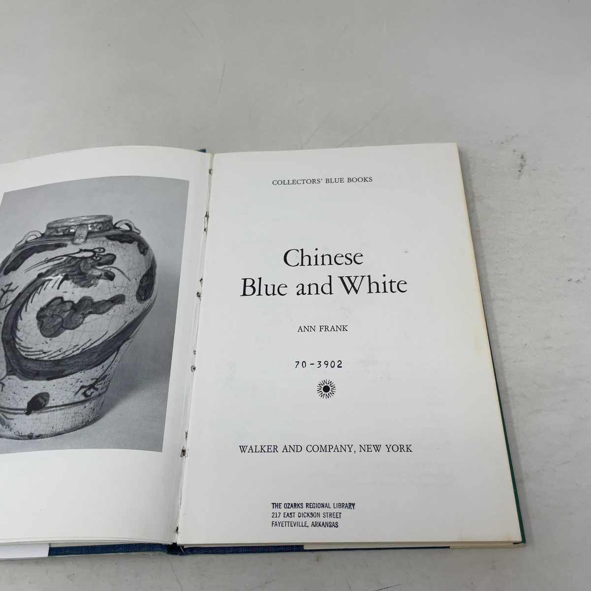 Chinese Blue and White by Ann Frank HC First Edition Very Good 1969