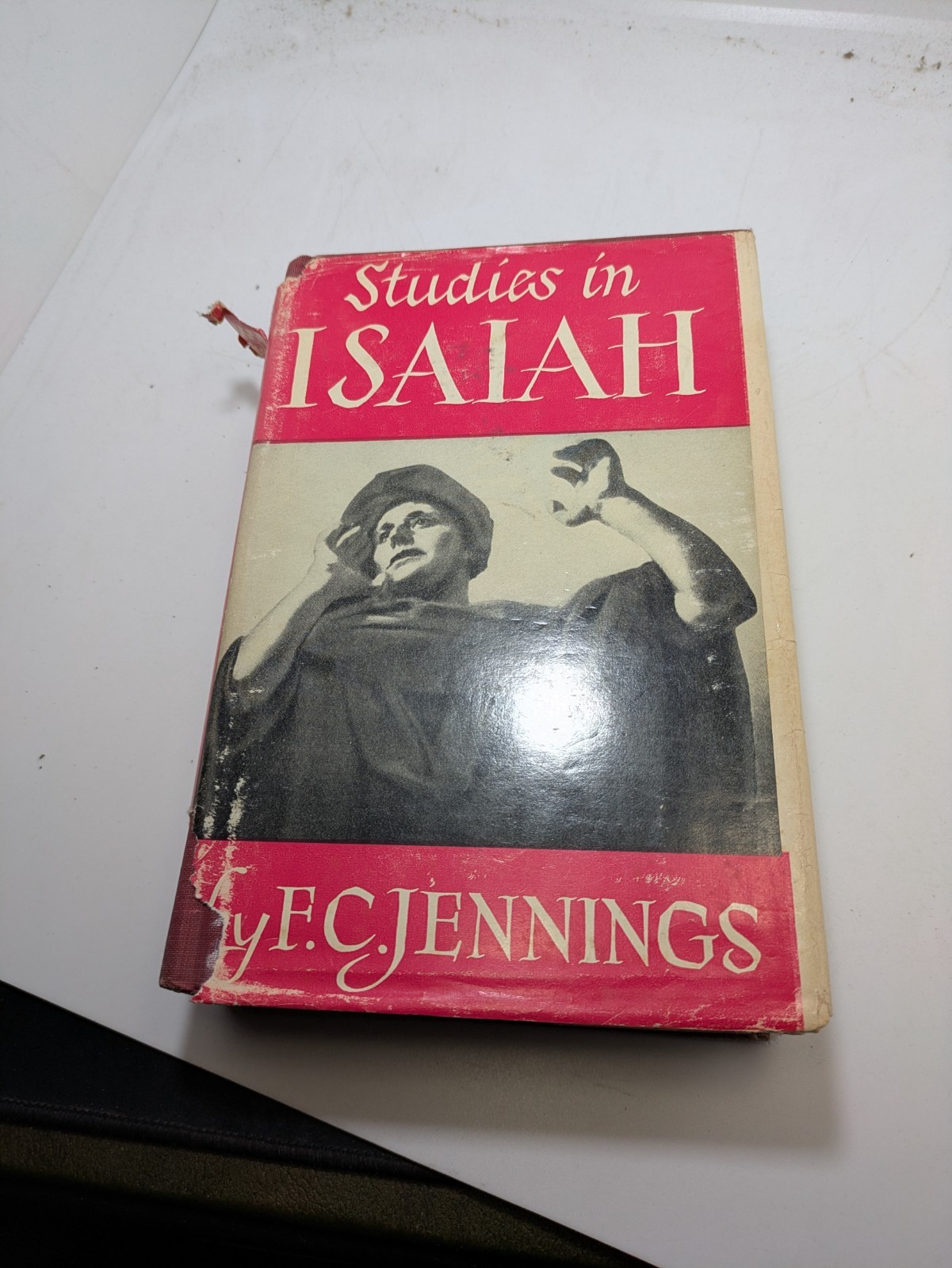 Studies in Isaiah F. C. Jennings 1966 Loizeaux Brothers