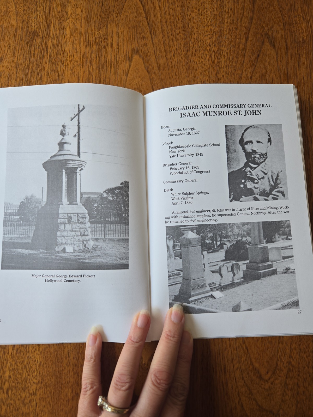 James E Kloos / Hollywood Cemetery C.S.A Generals 1996 VERY GOOD +