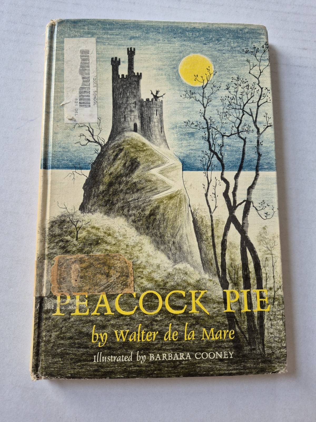 Peacock Pie Walter de la Mare 1961 Hardcover Ex-Library Children’s Poems Poetry