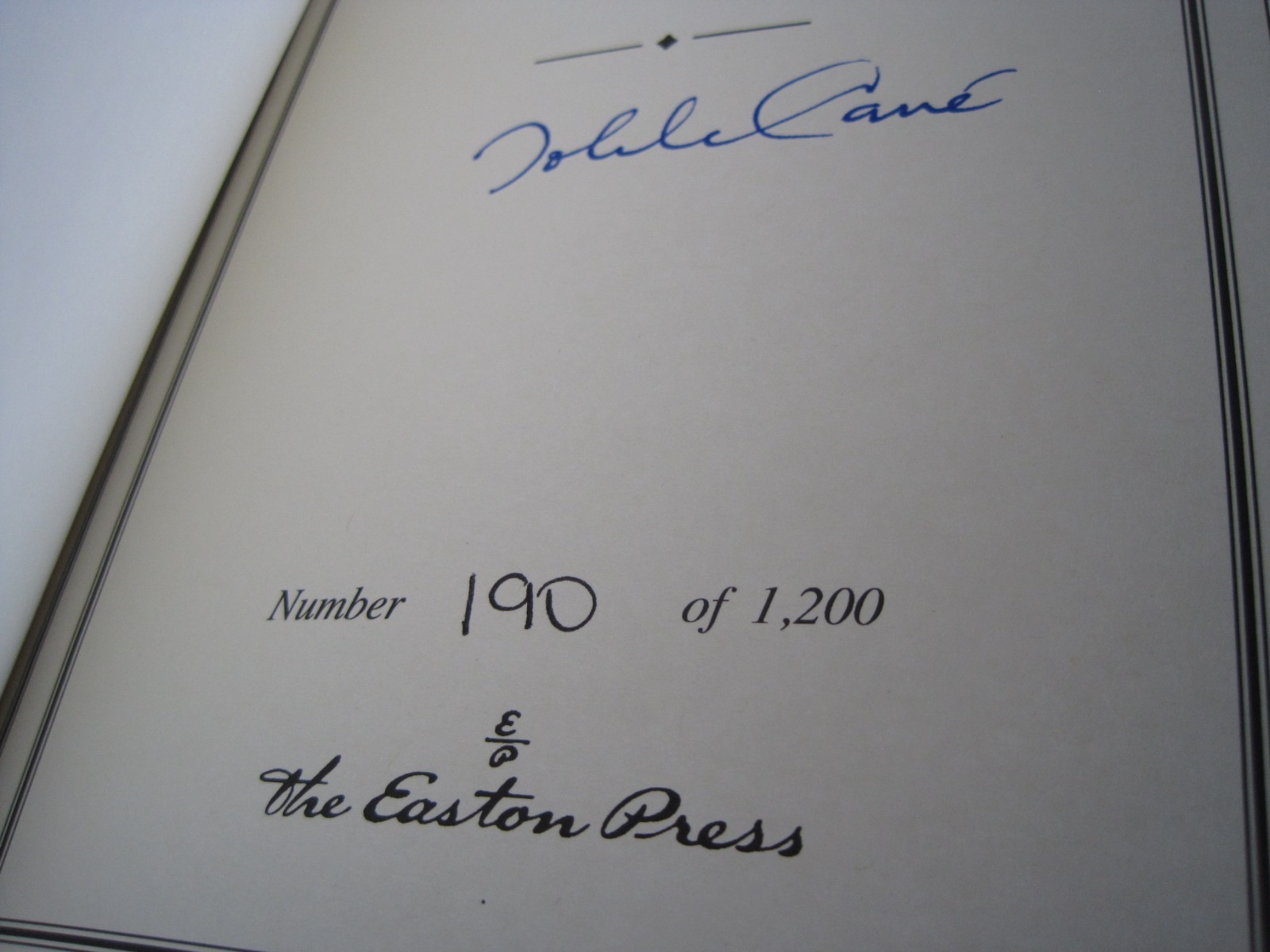 JOHN LE CARRE SIGNED – AGENT RUNNING IN THE FIELD – EASTON PRESS LEATHER FIRST