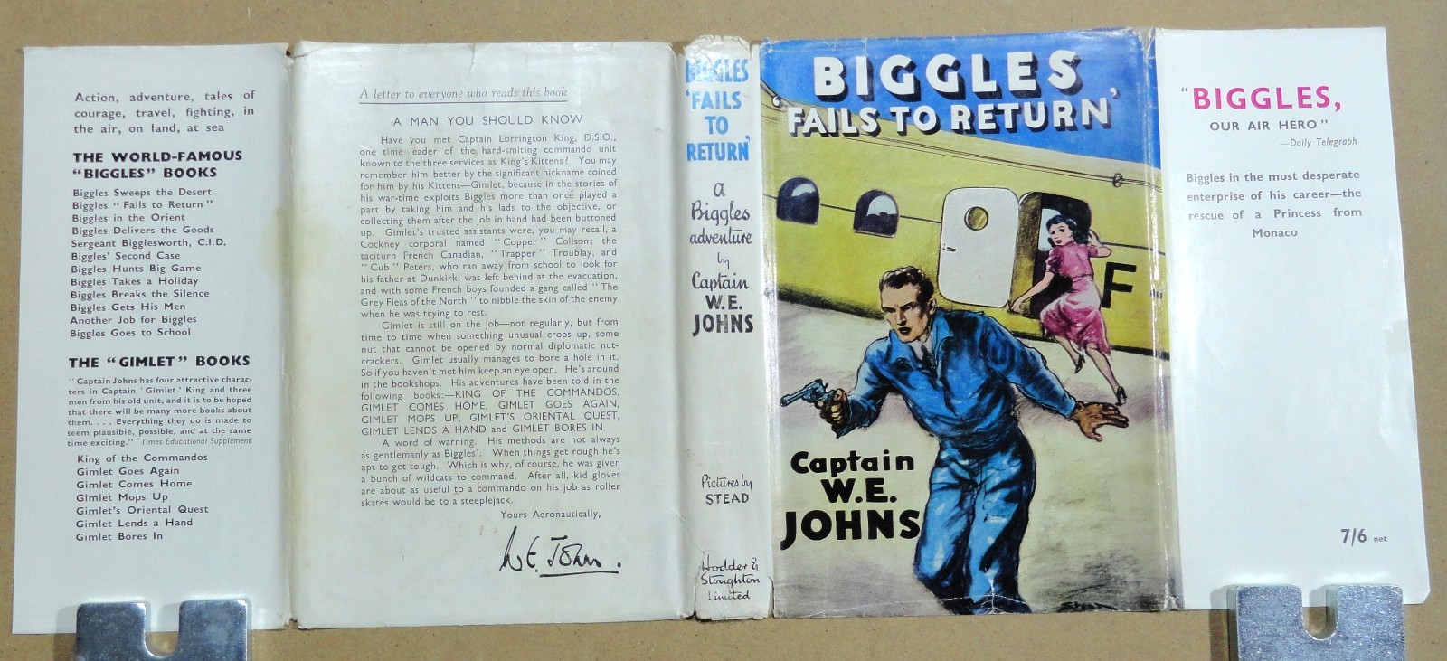 BIGGLES FAILS TO RETURN – 1ST EDITION – August 1943 – Hardcover – 1951 D/J