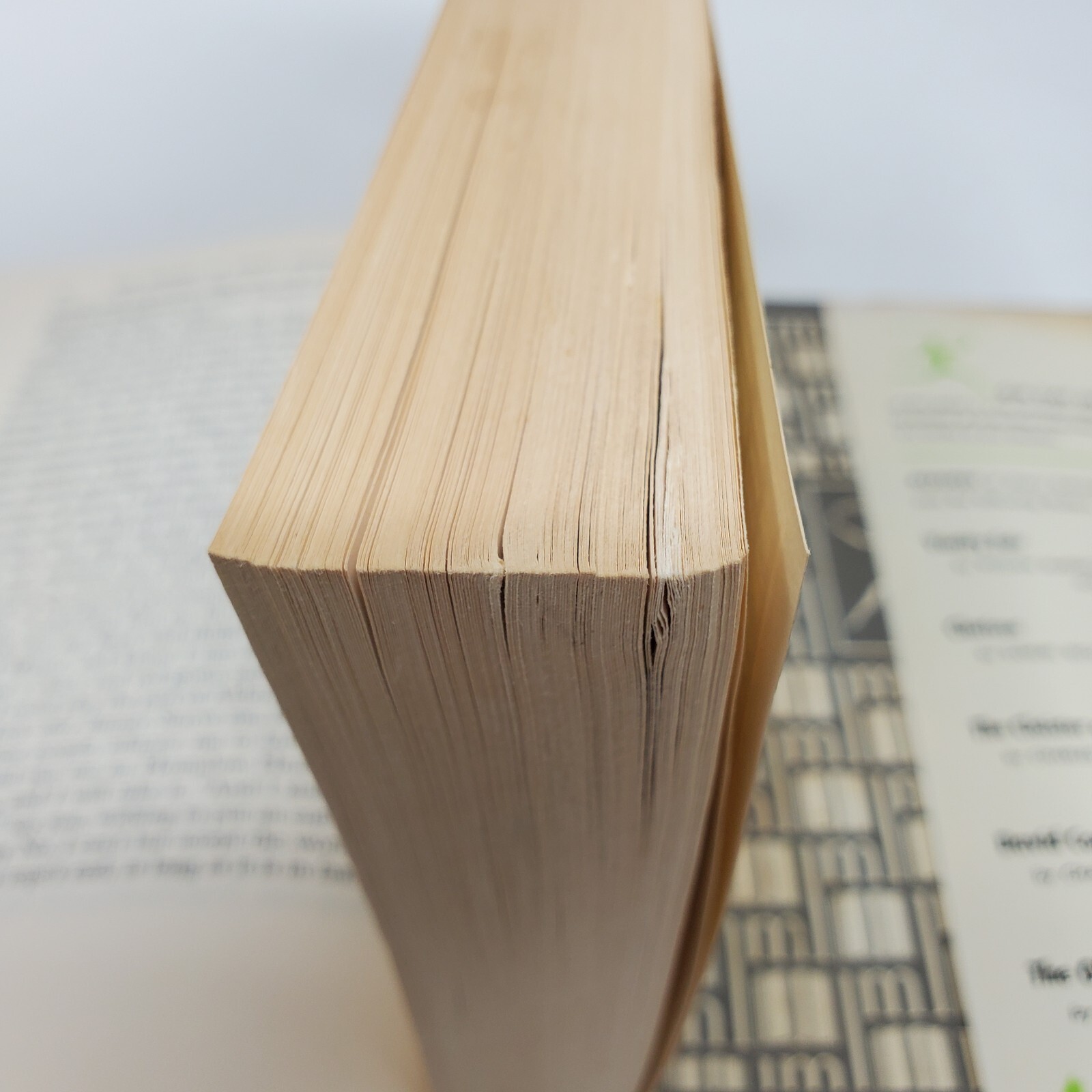The History of Henry Esmond by William M. Thackeray – Modern Library 80 – HC DJ