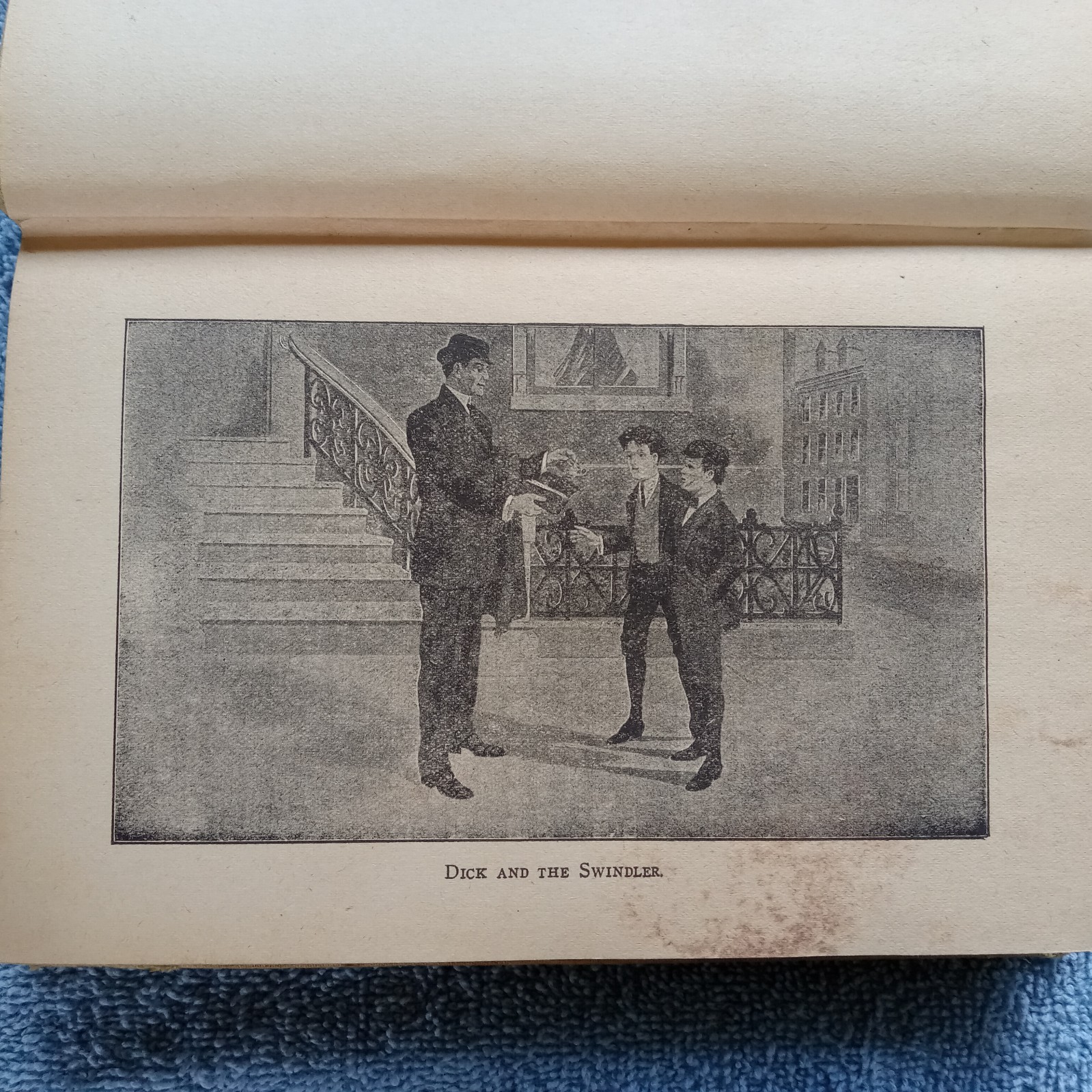 VINTAGE (ANTIQUE ?) NOVEL – HORATIO ALGER, JR – RAGGED DICK – 1916- Hardback –