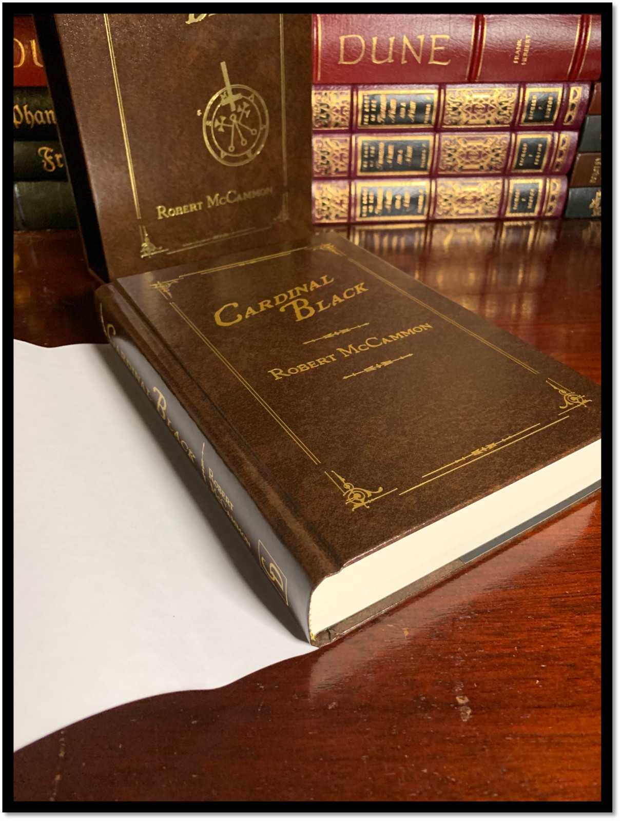 Cardinal Black ROBERT McCAMMON SIGNED Cemetery Dance Limited Hardback 1/474