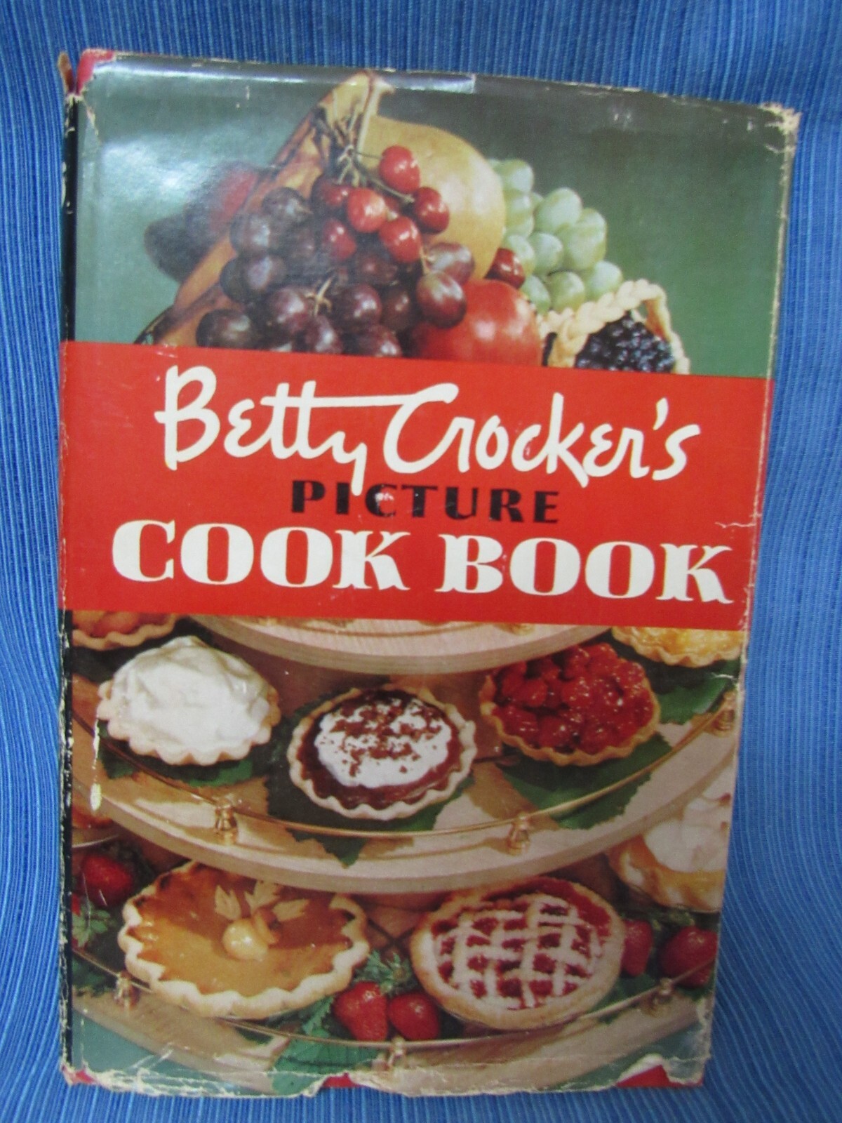 Betty Crocker’s Picture Cook Book 1950 First Edition w/ Dust Jacket