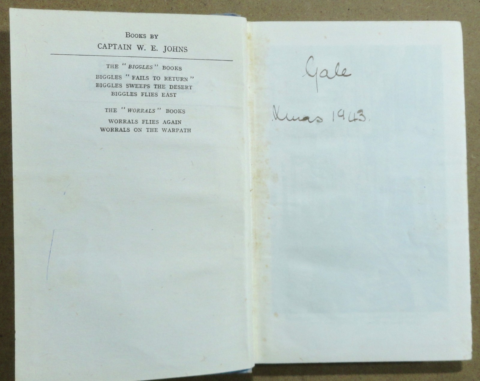 BIGGLES FAILS TO RETURN – 1ST EDITION – August 1943 – Hardcover – 1951 D/J