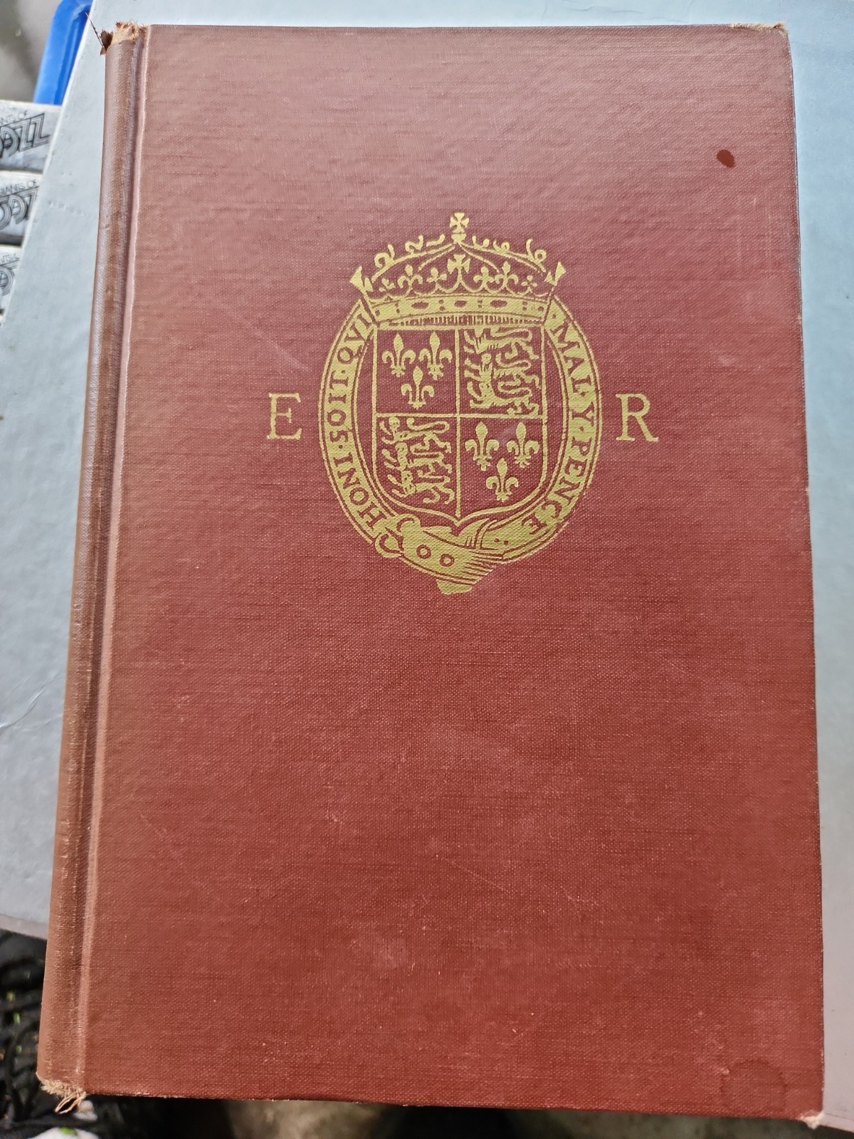 Elizabethan plays,D.C Heath and Co. 1933 Copyright Hazelton Spencer