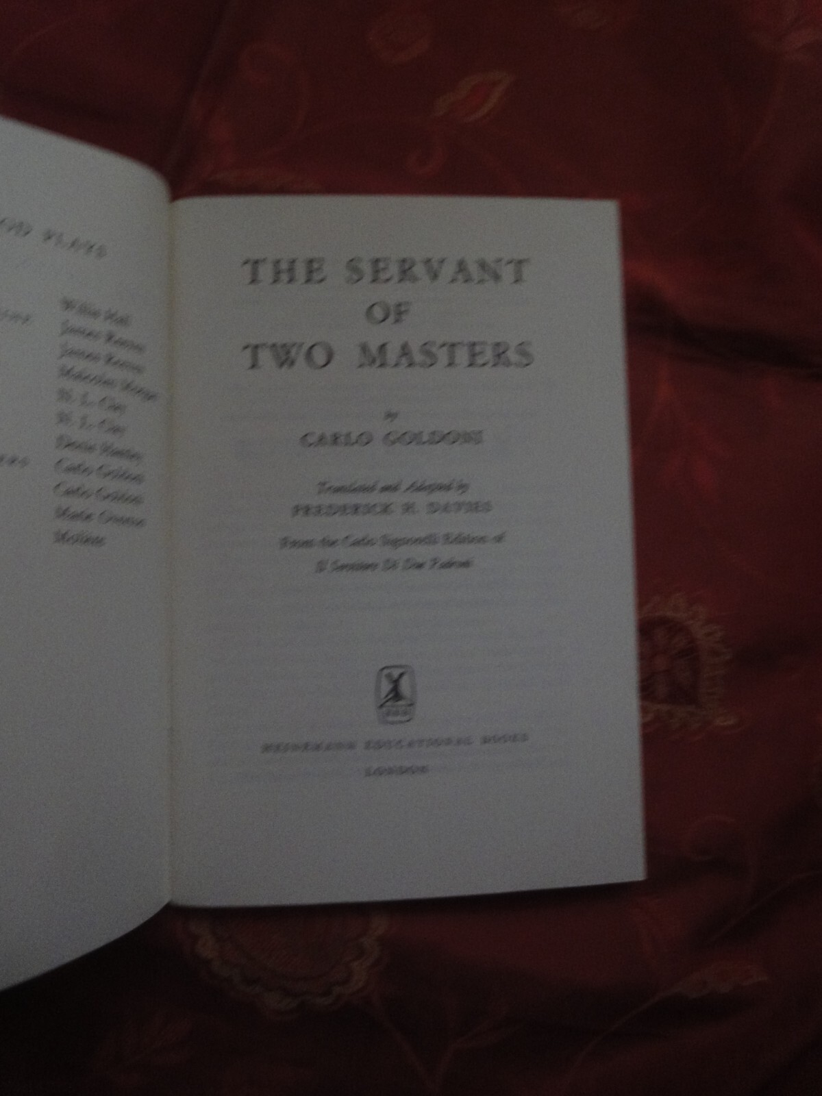 THE SERVANT OF TWO MASTERS by CARLO GOLDONI Kingswood Plays Heinmann 1982