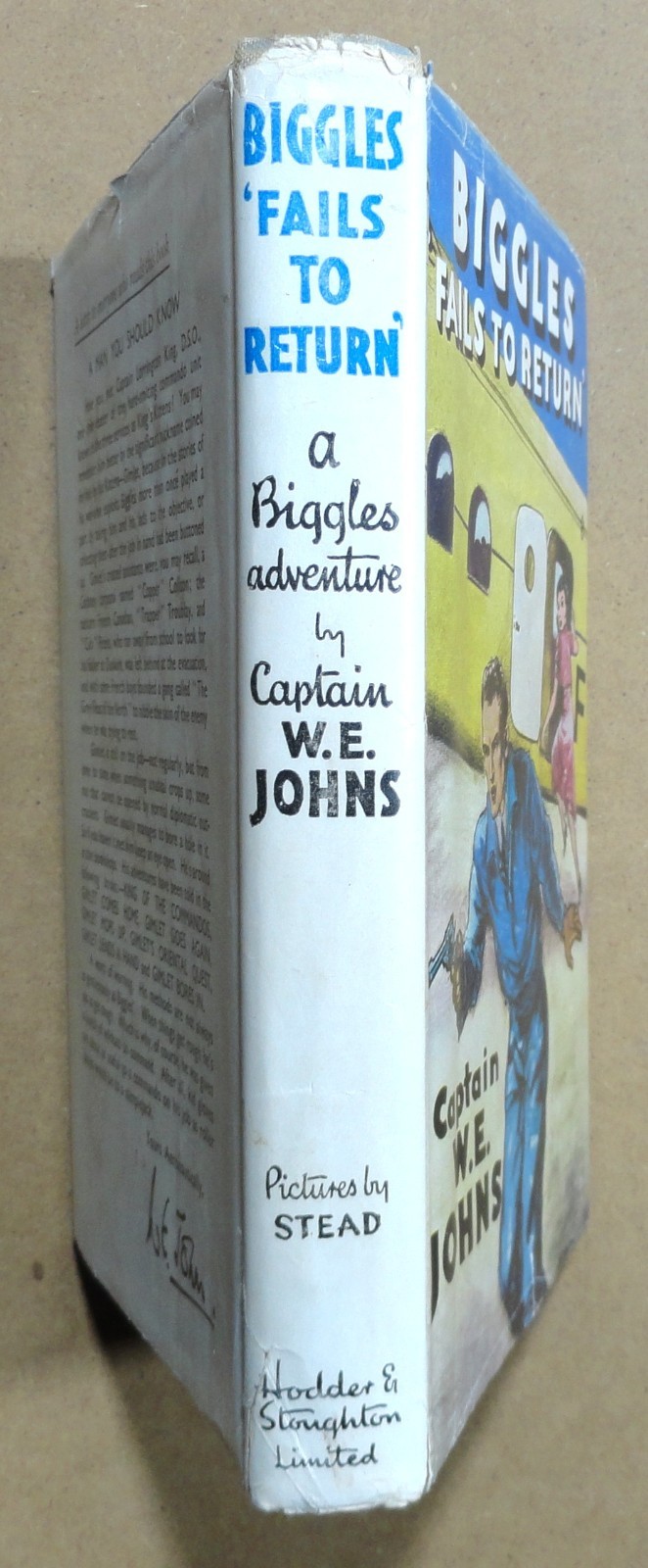 BIGGLES FAILS TO RETURN – 1ST EDITION – August 1943 – Hardcover – 1951 D/J