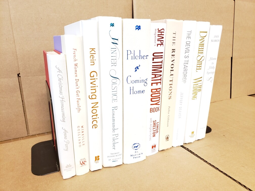 Lot of 10 Hardcover WHITE Wedding~Shabby Chic Decor Design INTERIOR BRIGHT Books