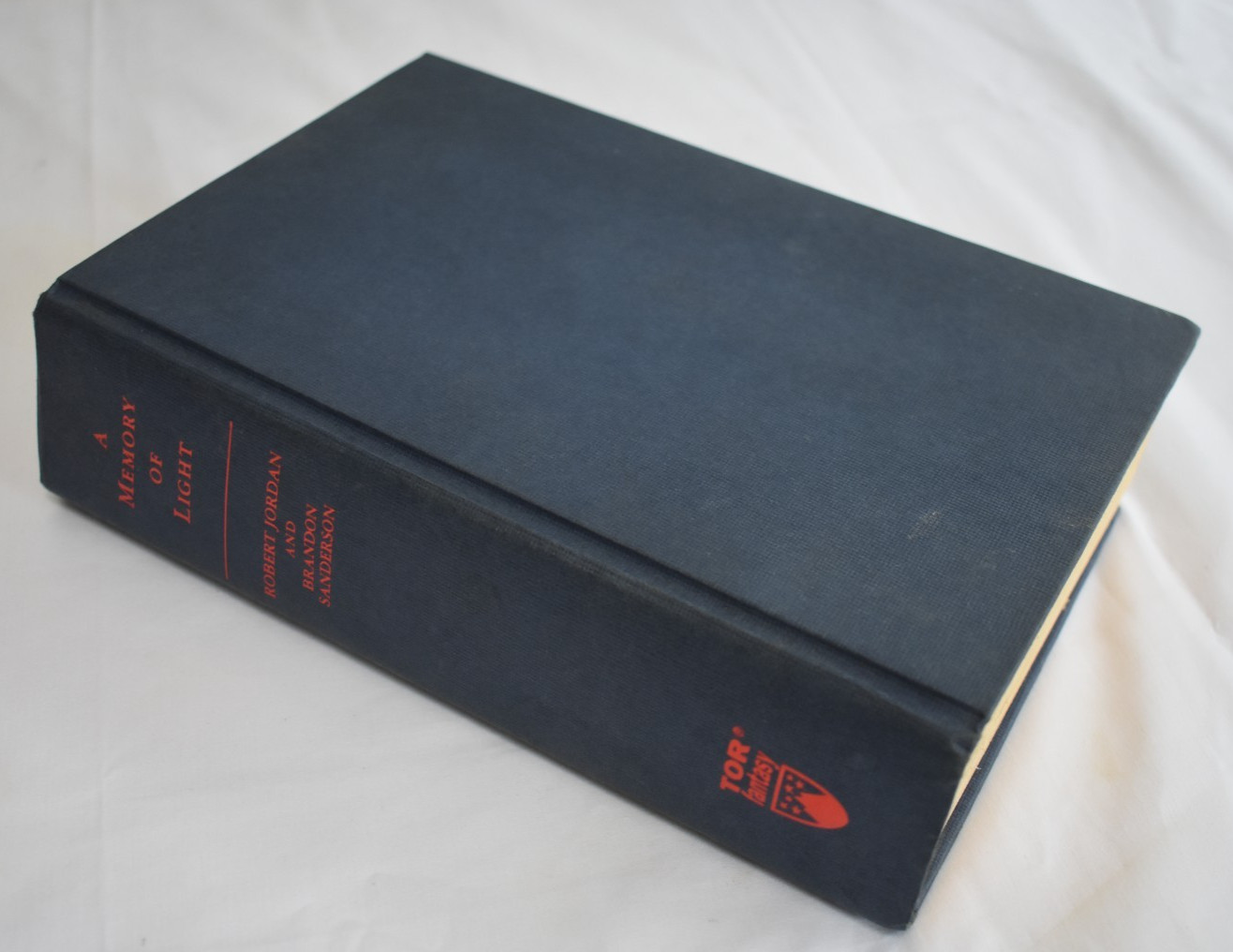 A Memory of Light by Robert Jordan Auto SIGNED First Edition Book