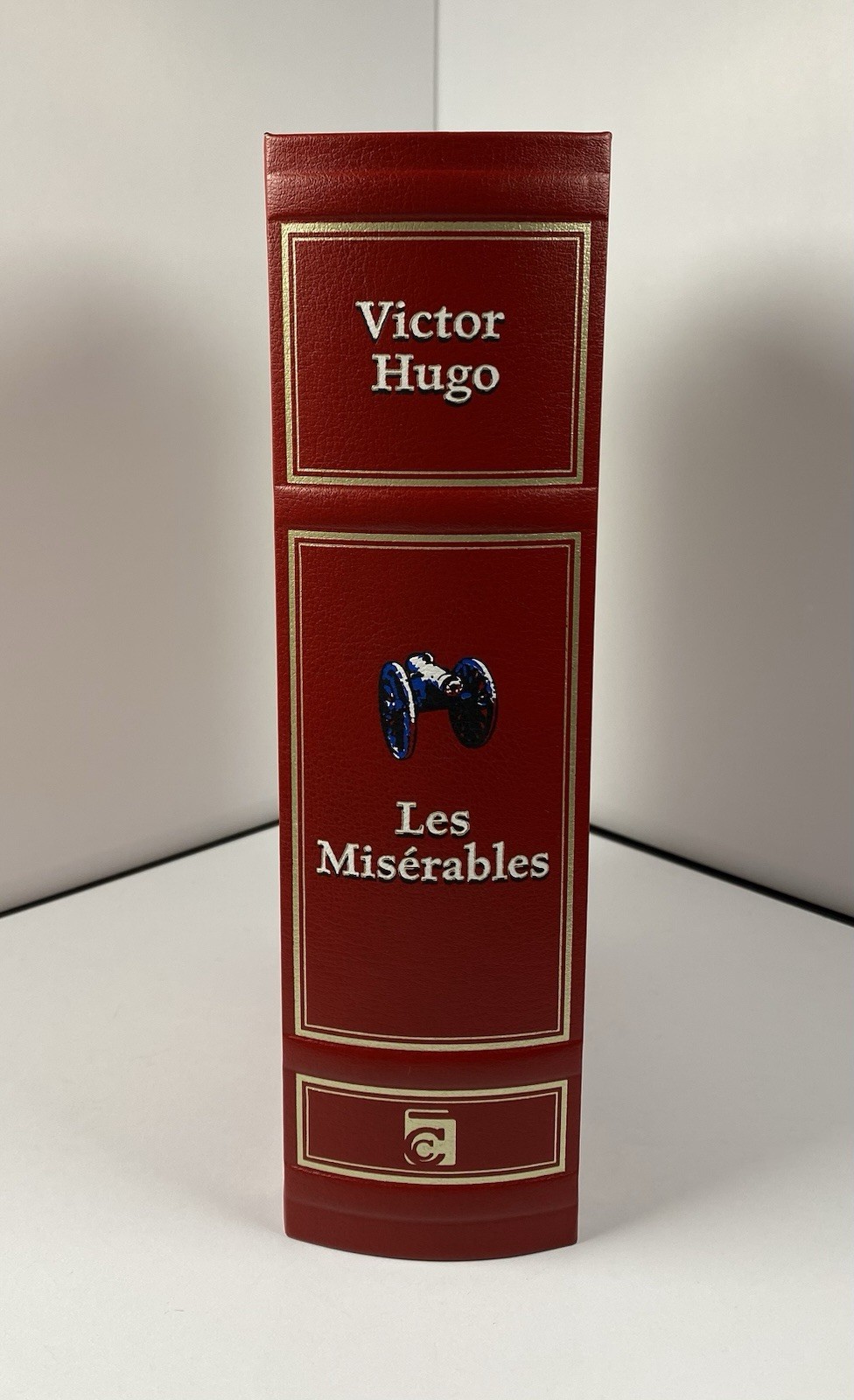 Les Miserables Victor Hugo Leather Bound Classic Hardback Special Edition Book