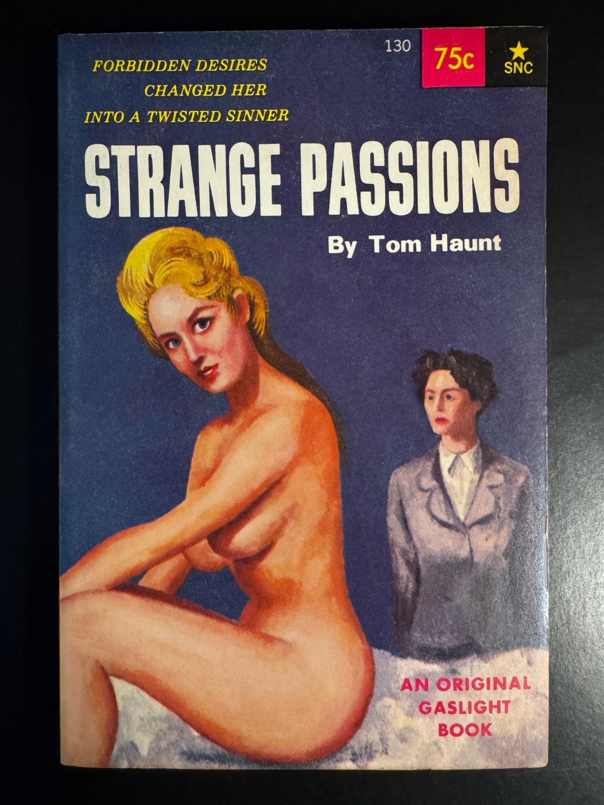 1964 „Strange Passions“ by Tom Haunt Original Pulp Paperback Lesbian Sleaze GGA
