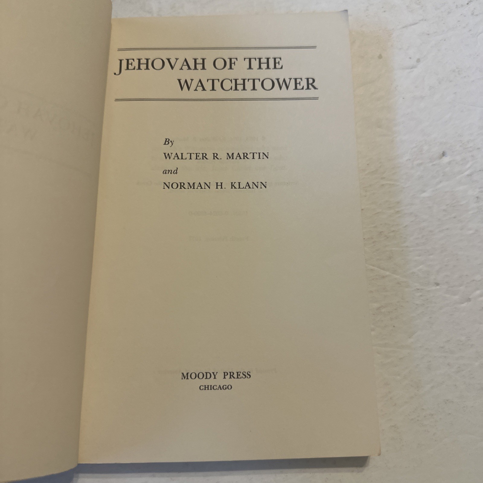 Vintage Christian Book Lot Jehovah’s Witness Yearbook 1980 + Martin & Ron Rhodes