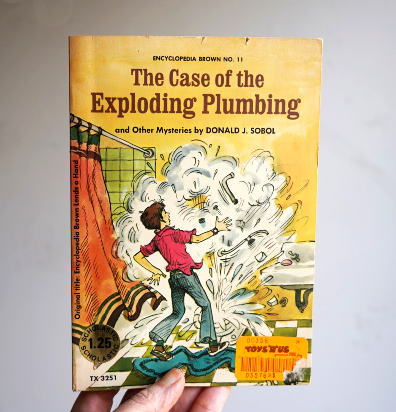 Encyclopedia Brown #11 Case of the Exploding Plumbing Donald Sobol 1974 PB