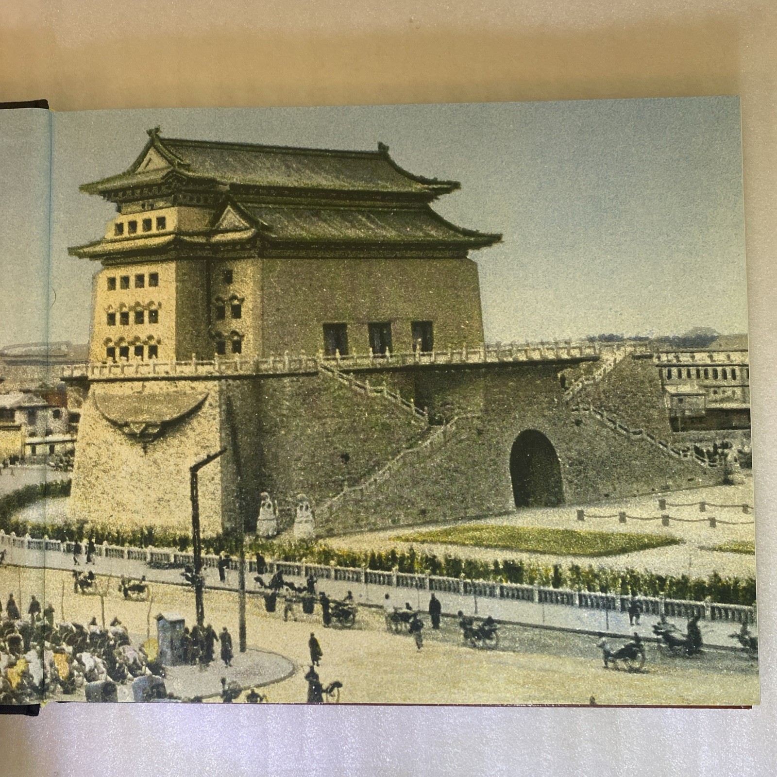 Old Beijing: Postcards from the Imperial City by Felicitas Titus 2012 BEAUTIFUL