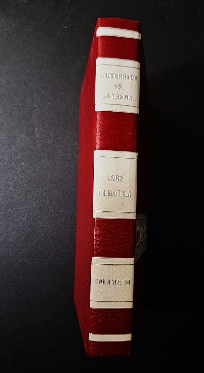 1982 University of Alabama Yearbook BEAR BRYANT’S LAST YEAR -Facsimile Signature