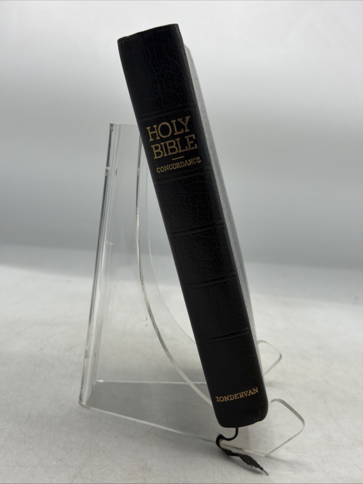 Zondervan Holy Bible with Concordance Revised Standard Version Calfskin VG