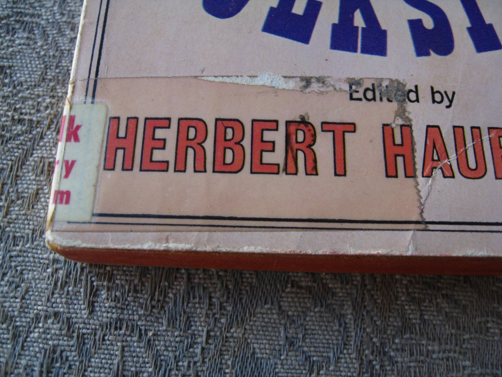 Herbert Haufrecht – Round the World Folksing. Over 140 Foreign Lyrics paperback