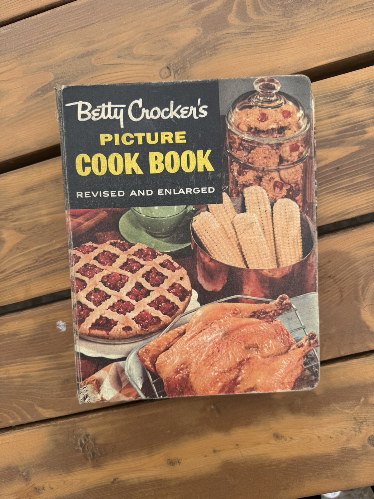 VTG 1956 Betty Crocker’s Picture Cook Book Revised and Enlarged Second Edition