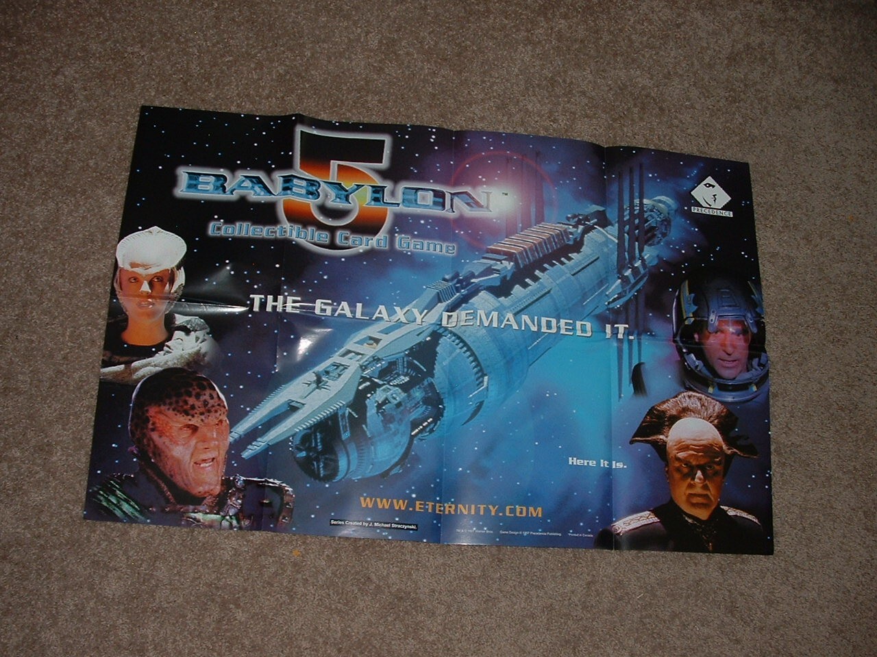 Awesome Baylon 5 Poster A Big 20 3/4 x 32 1/4 Sharp VF Fast Shipping