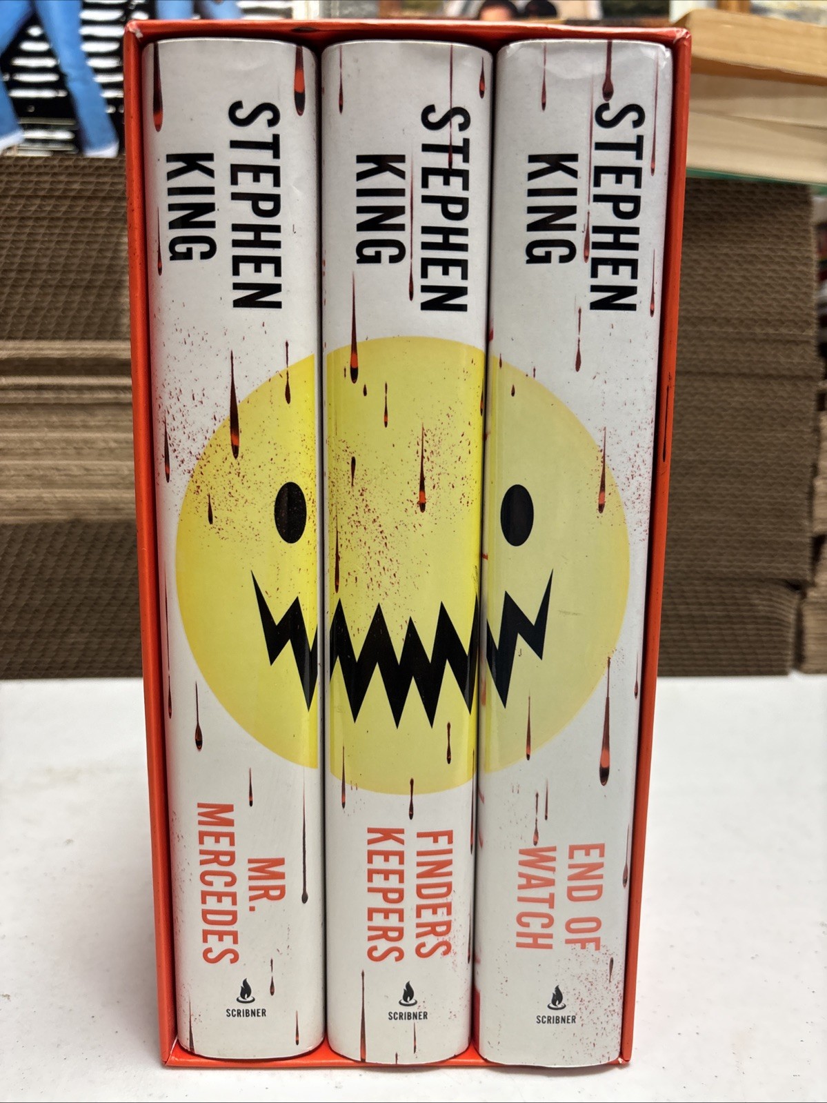 Stephen King – Bill Hodges Trilogy: Mr Mercedes etc. Box Set w/ Slipcase HC/DJ