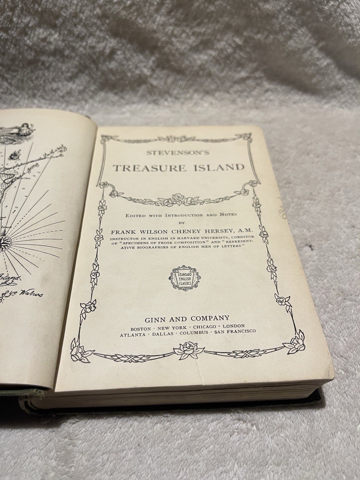 Treasure Island Book by Robert Stevenson – 1928 HC Ginn & Company