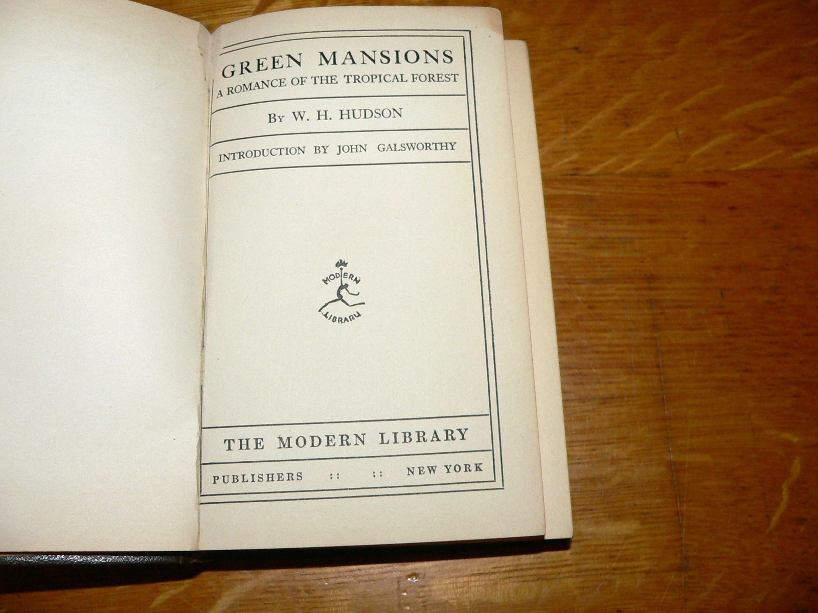 Vintage Modern Library „Green Mansions“ by W.H. Hudson Flex Bound Book