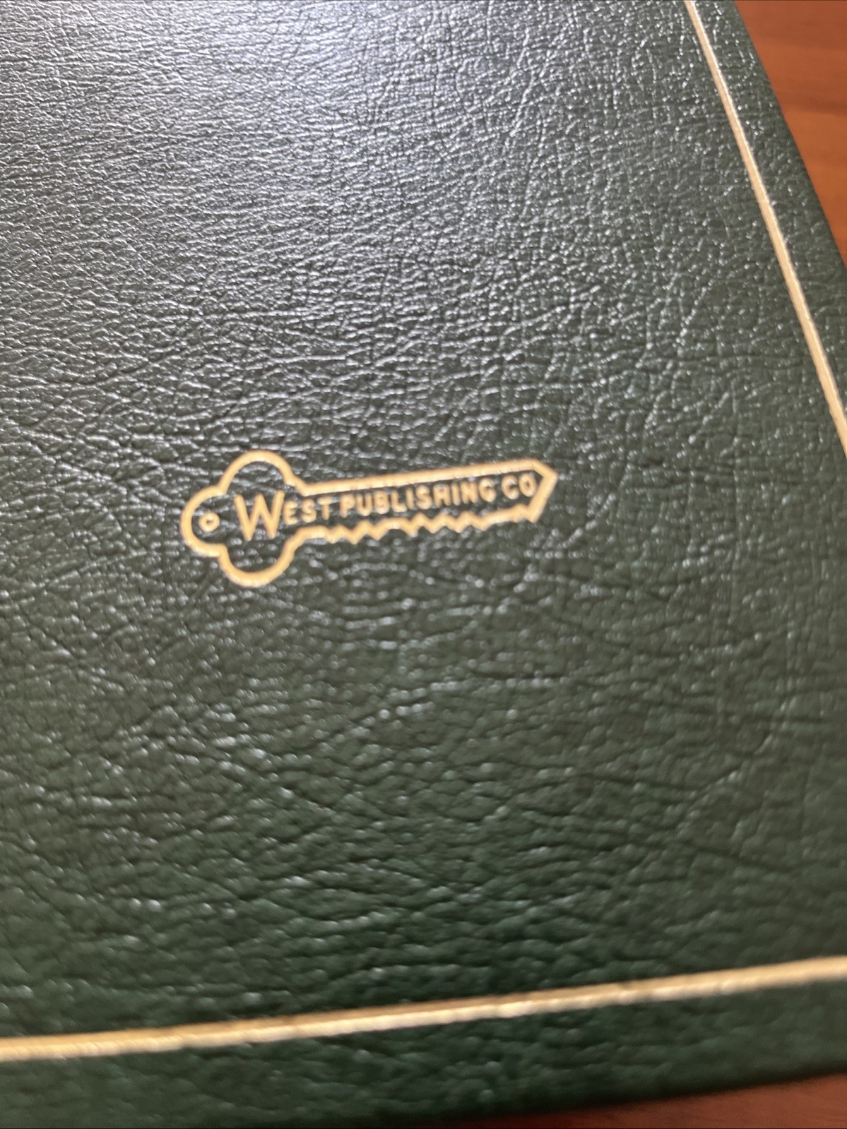 BLACK’S LAW DICTIONARY Revised Fourth 4th Edition Very Good Condition 1968