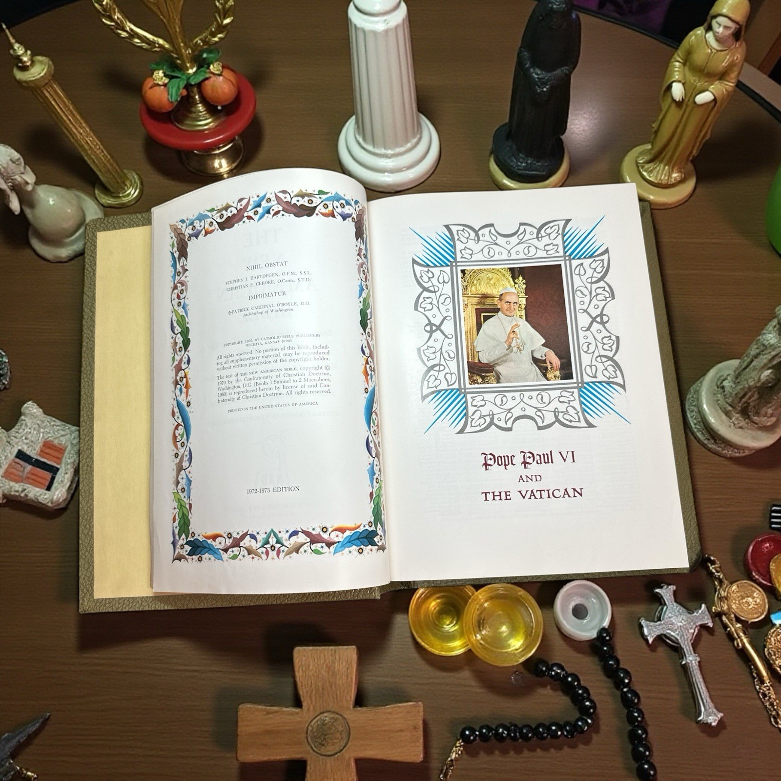 Vintage Heirloom Holy Bible Catholic NAB 1972-1973 Edition By Catholic Bible Pub