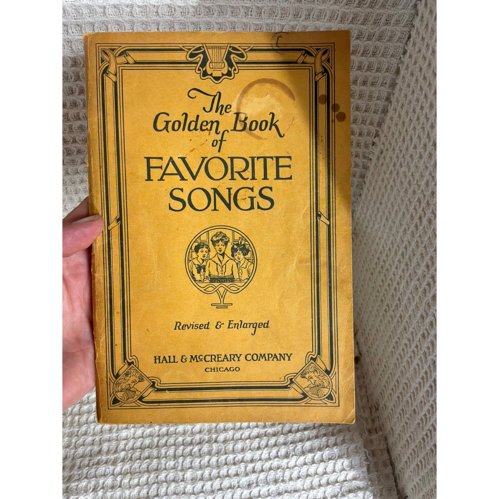 Vintage Unisex Hall & McCreary The Golden Book of Favorite Songs OS Yellow